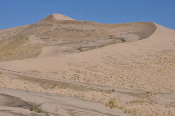 As enormes Kelso Dunes, no deserto de Mojave, na Califórnia, nos Estados Unidos